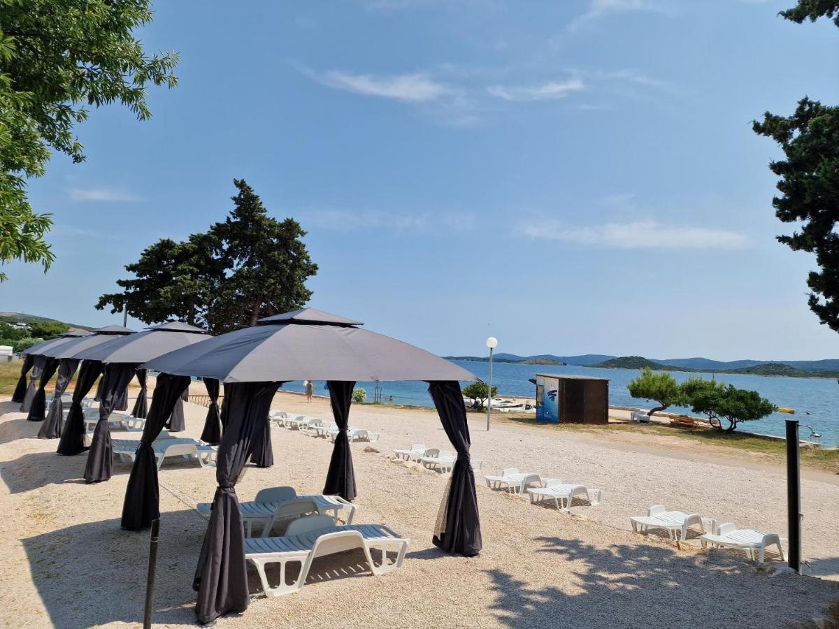 5 Meters From The Sea With Private Beach - 70M2 Colibri Sunset Apartments Sveti Petar  Exterior photo